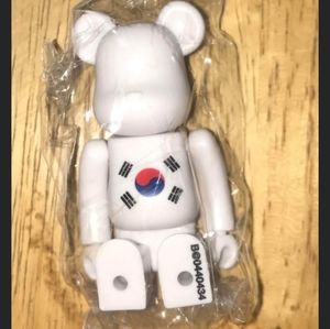 BEARBRICK 2 LOT SET